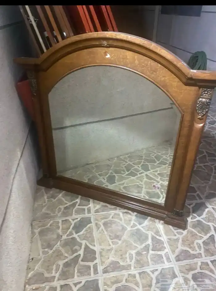 دواليب وغرفة نوم كاملة مع المرتبة 4