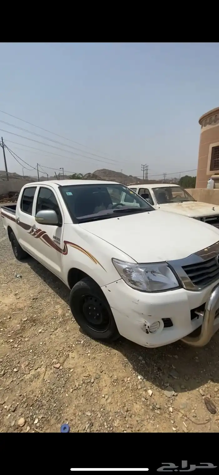 هايلكس 2013 نظيفه مشالله تبارك الله الى البيع 0