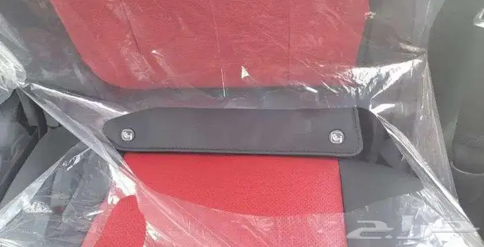 لكزس اف سبورت 2025 داخل احمر 1