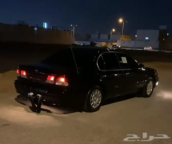 مطلوب مكسيما من موديل 98 99نضيفه بدون حوادث بدي وكل 1