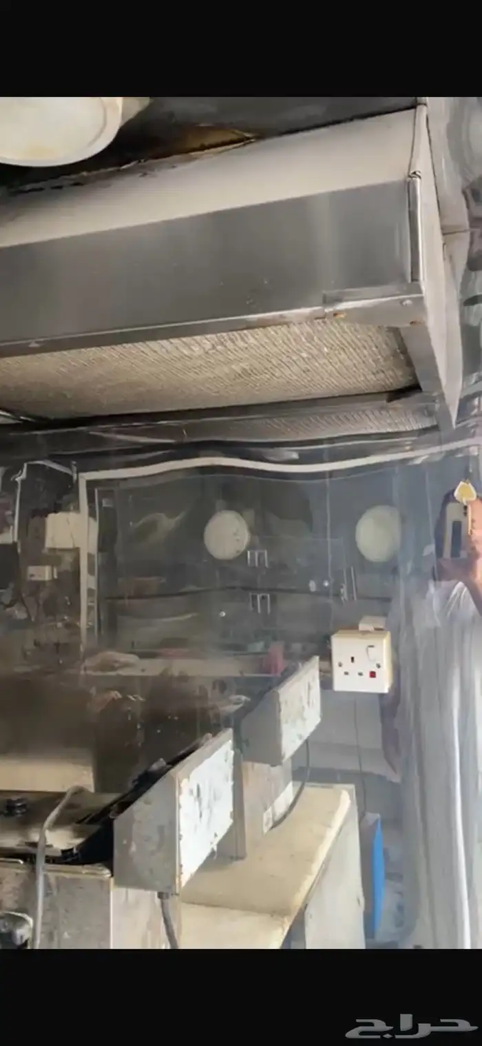 عربة فود ترك تحتوي على ثلاجه فرن مايكرويف مكيف صاجات للشوي 4