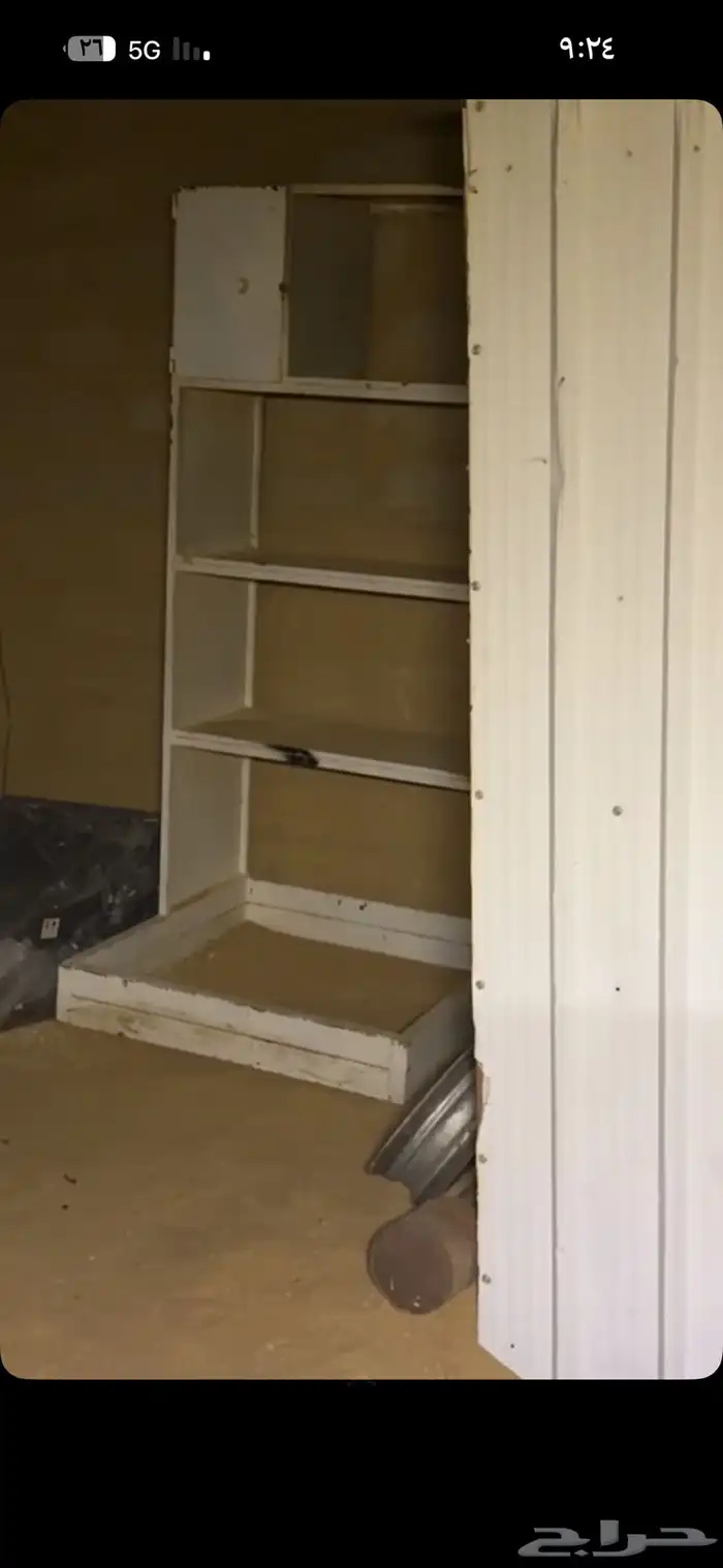 غرفة شينكو و رفوف حديد 1