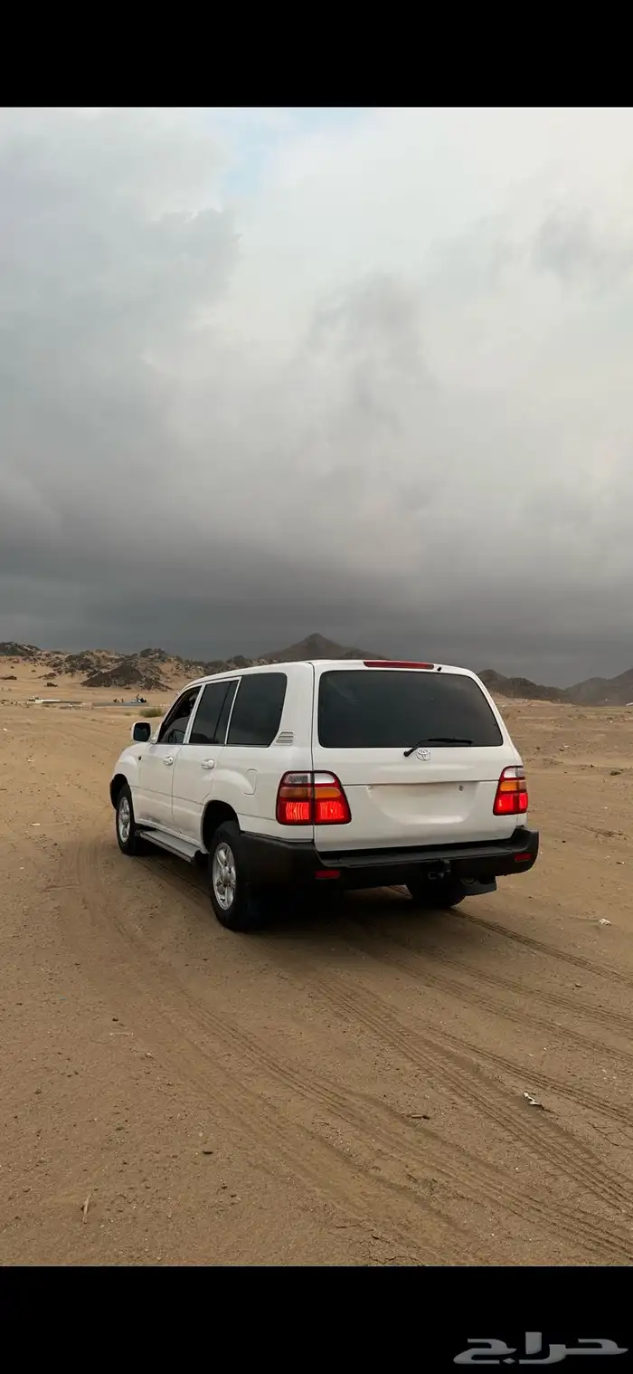 للبيع لاندكروزر 99 2