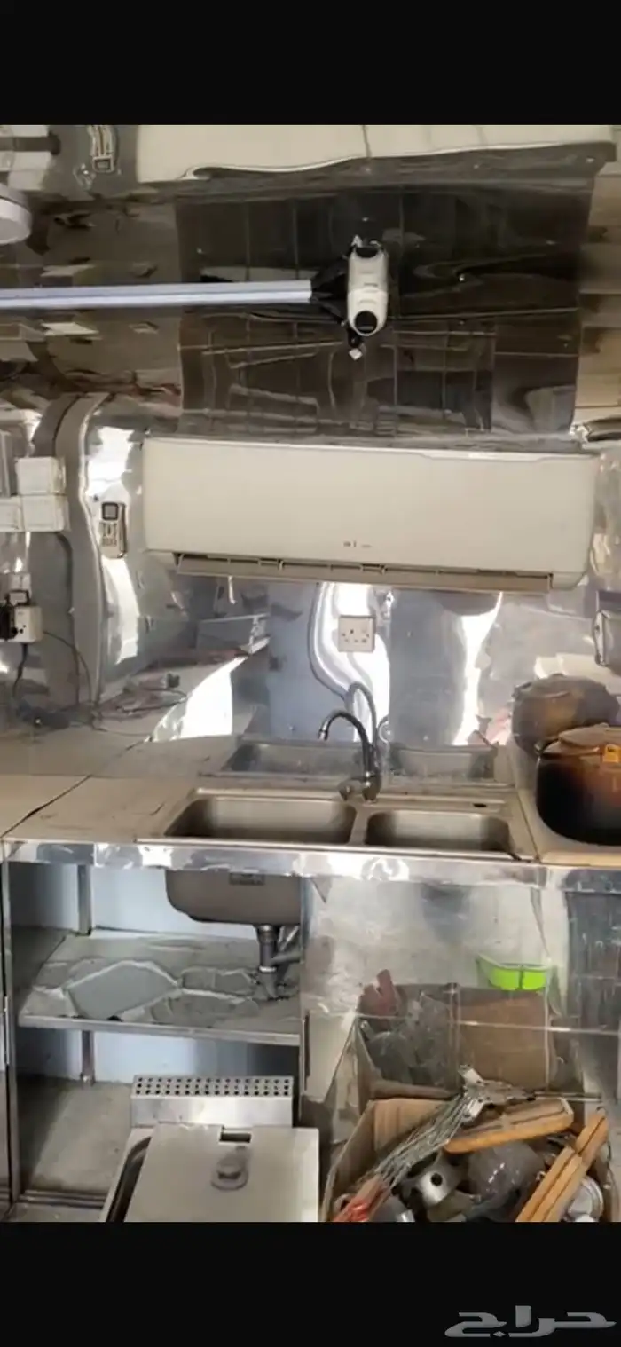 عربة فود ترك تحتوي على ثلاجه فرن مايكرويف مكيف صاجات للشوي 6