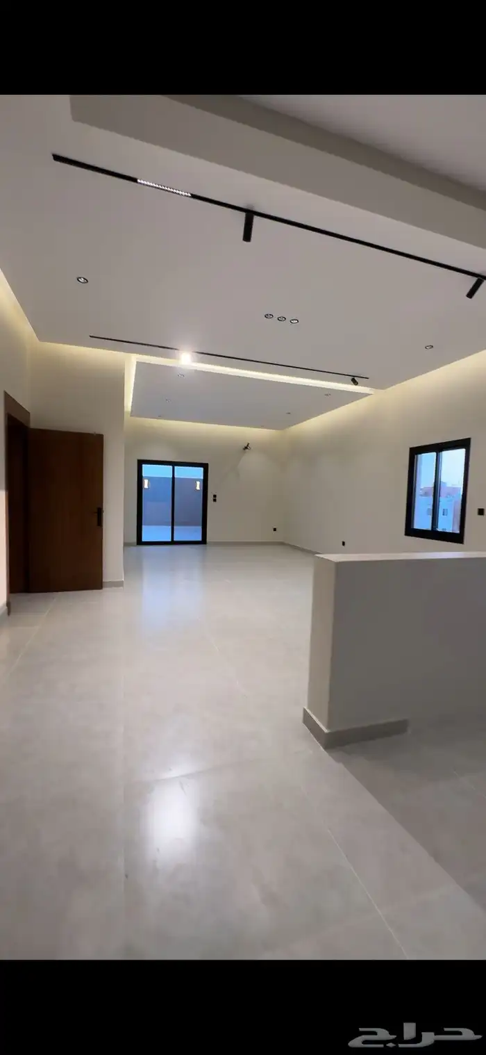 روف 5 غرف بحي السلامة خلف فندق المنزل 1