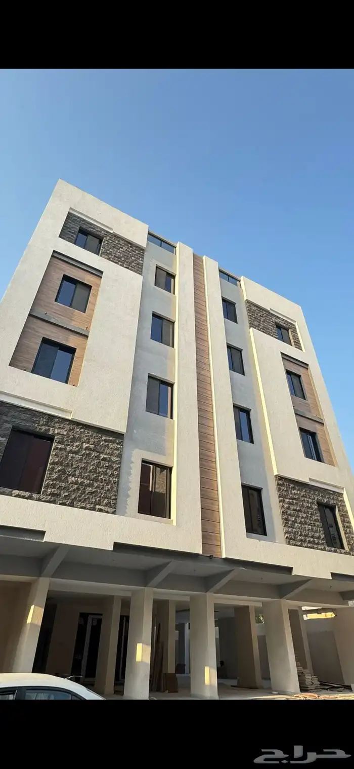 روف 5 غرف بحي السلامة خلف فندق المنزل 0