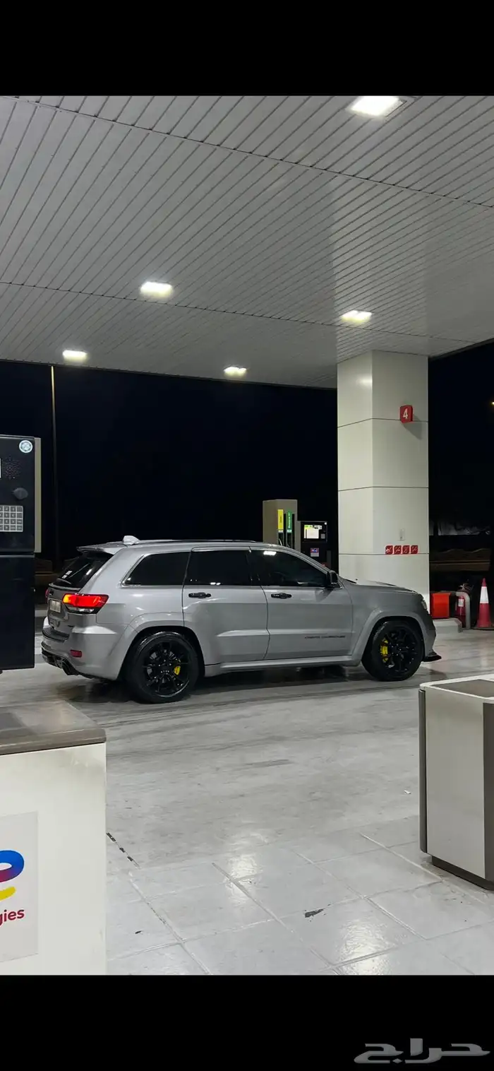 جيب قراند شيروكي SRT 0