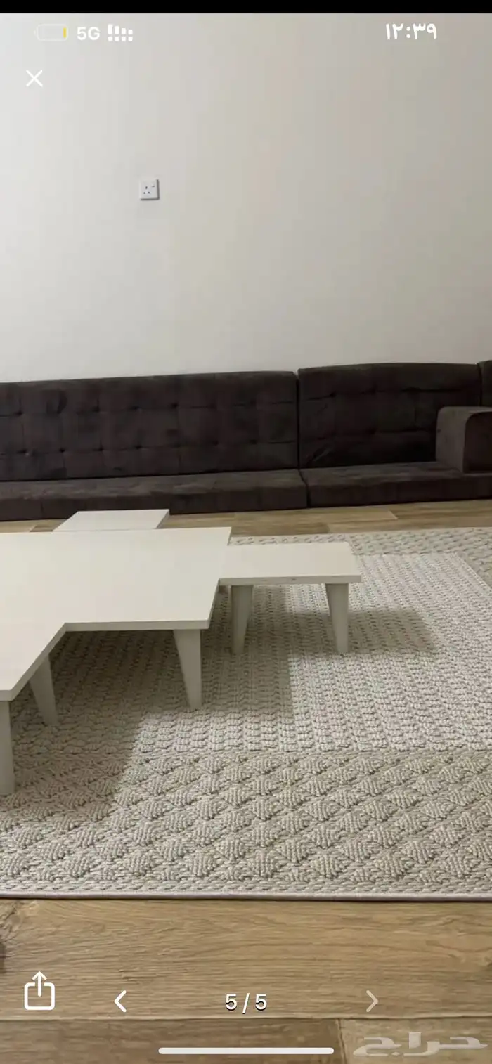 ثلاجه للبيع استعمال شهر فقط. كنب اسود. ارضي. سنفتح غرفه نوم 4