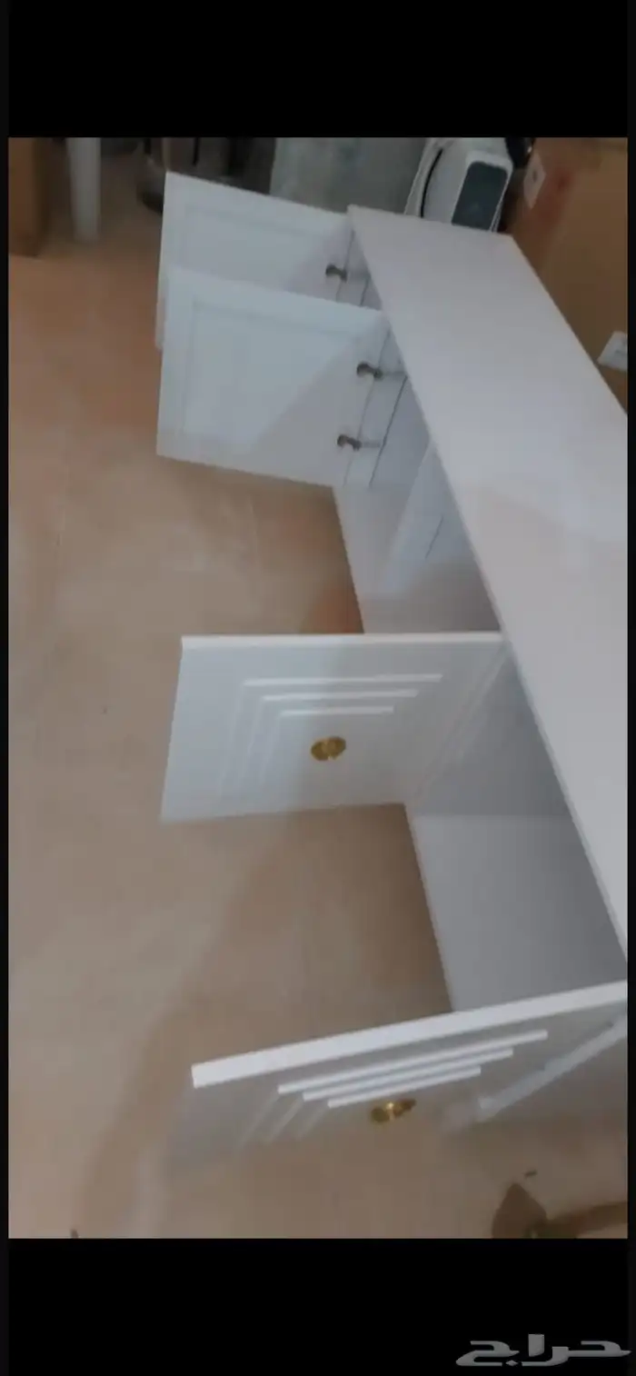 طاولة تلفزيون 0