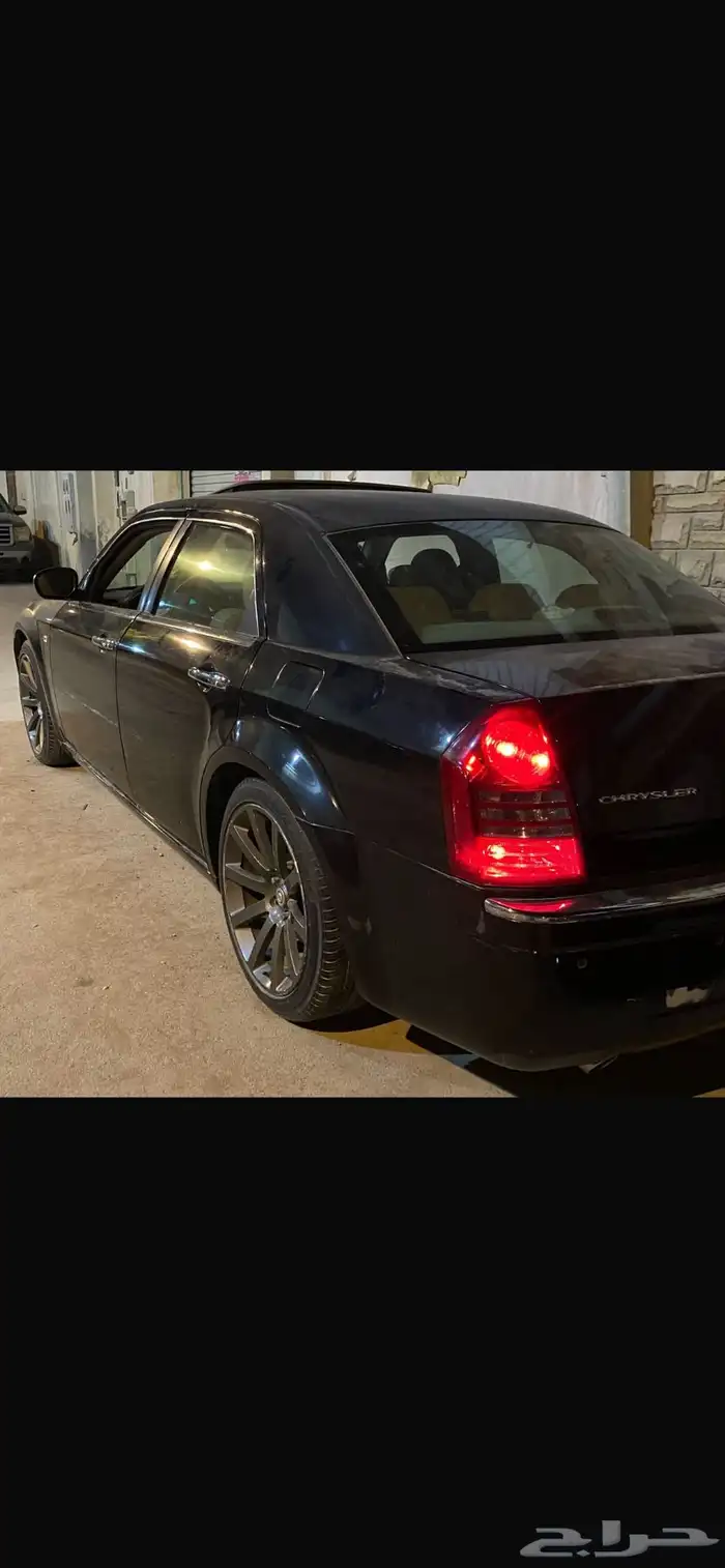 كرايسلر 8 سلندر موديل 2006 3