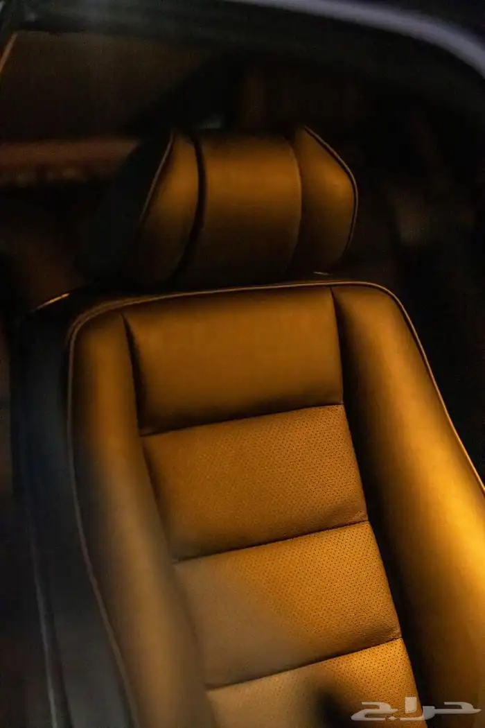 للبيع مرسيدس كوبيه 560 27