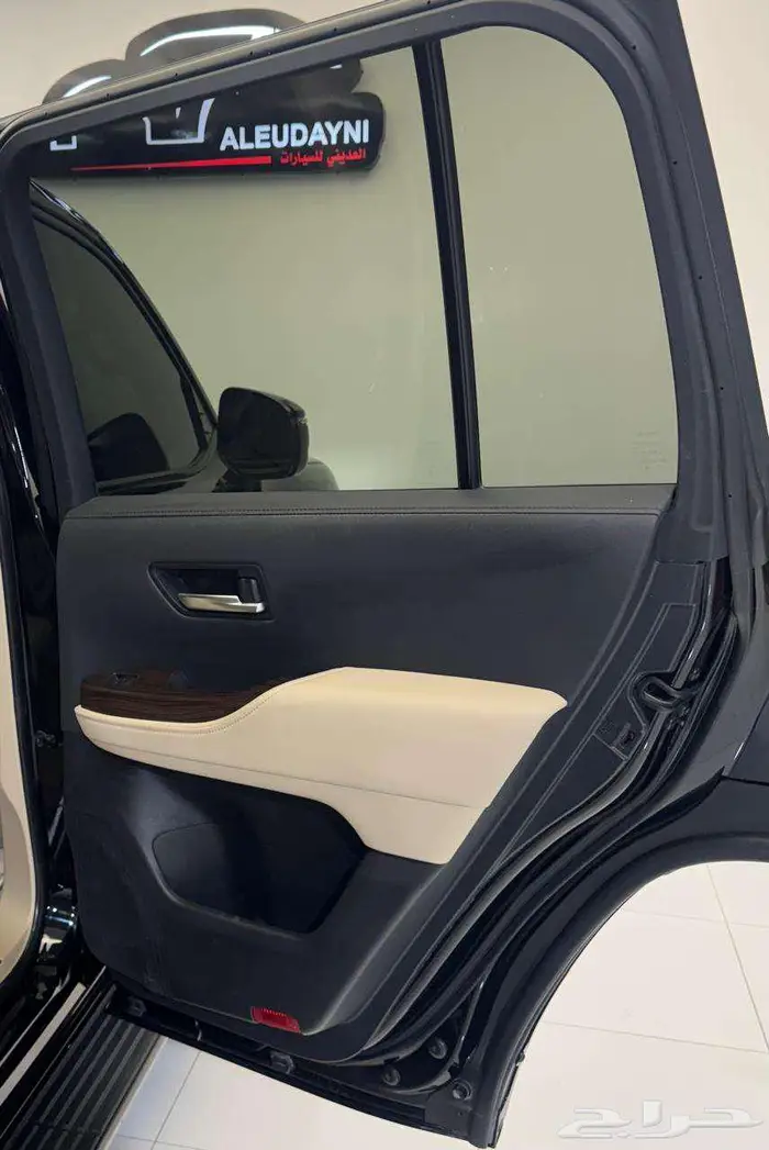 تويوتا لاند كروزر2024 GX-R 25