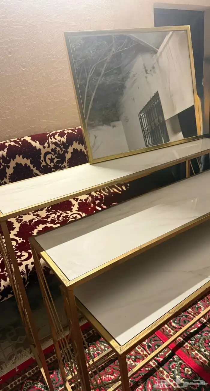 للبيع مدخل ثلاث ادوار مع مرايه 0