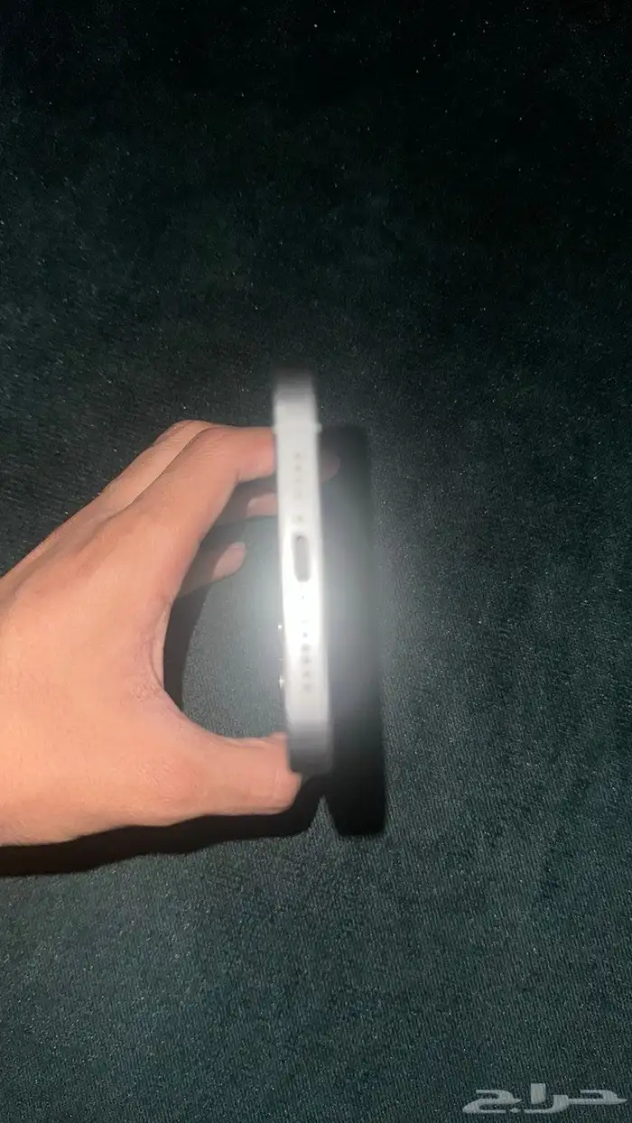 جوال ايفون 15برو ماكس 256للبيع 4