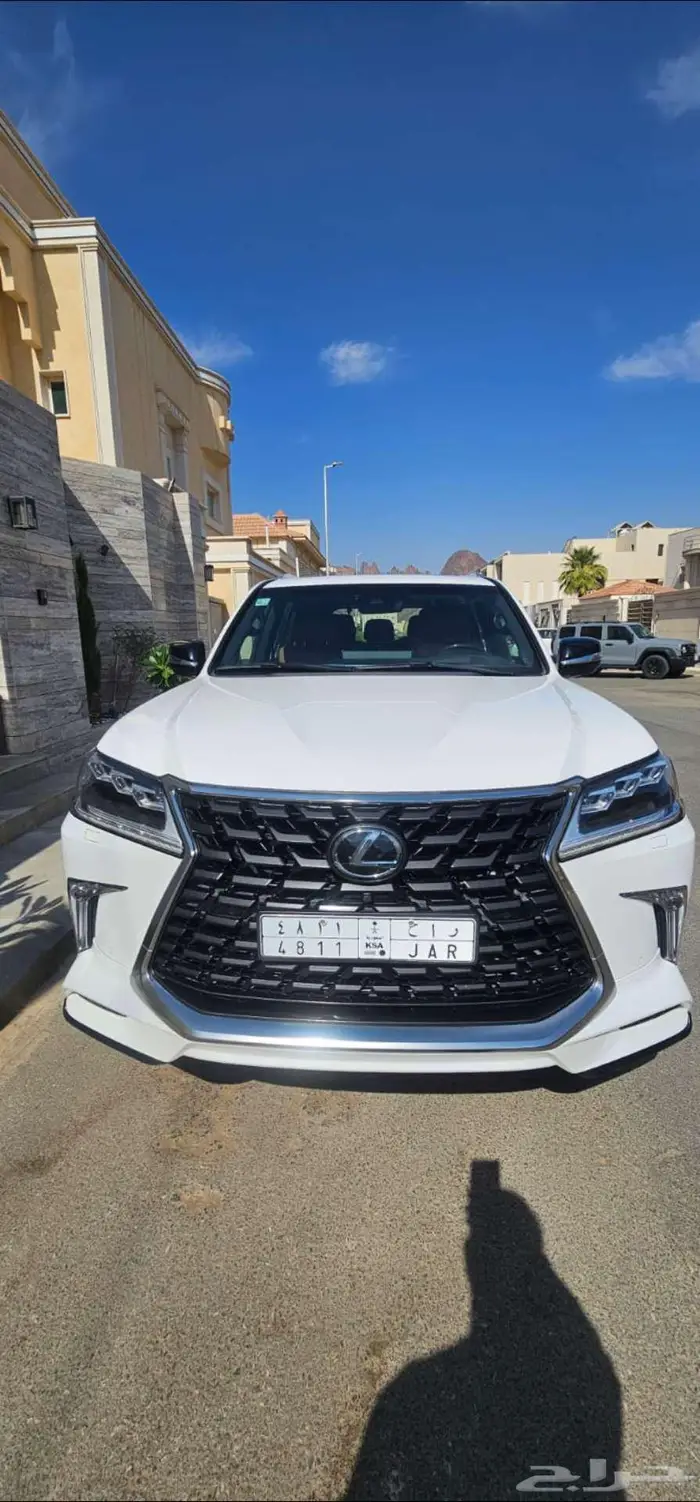 لكزس LX 2021 نظيف ممشى 57 ألف فقط 6