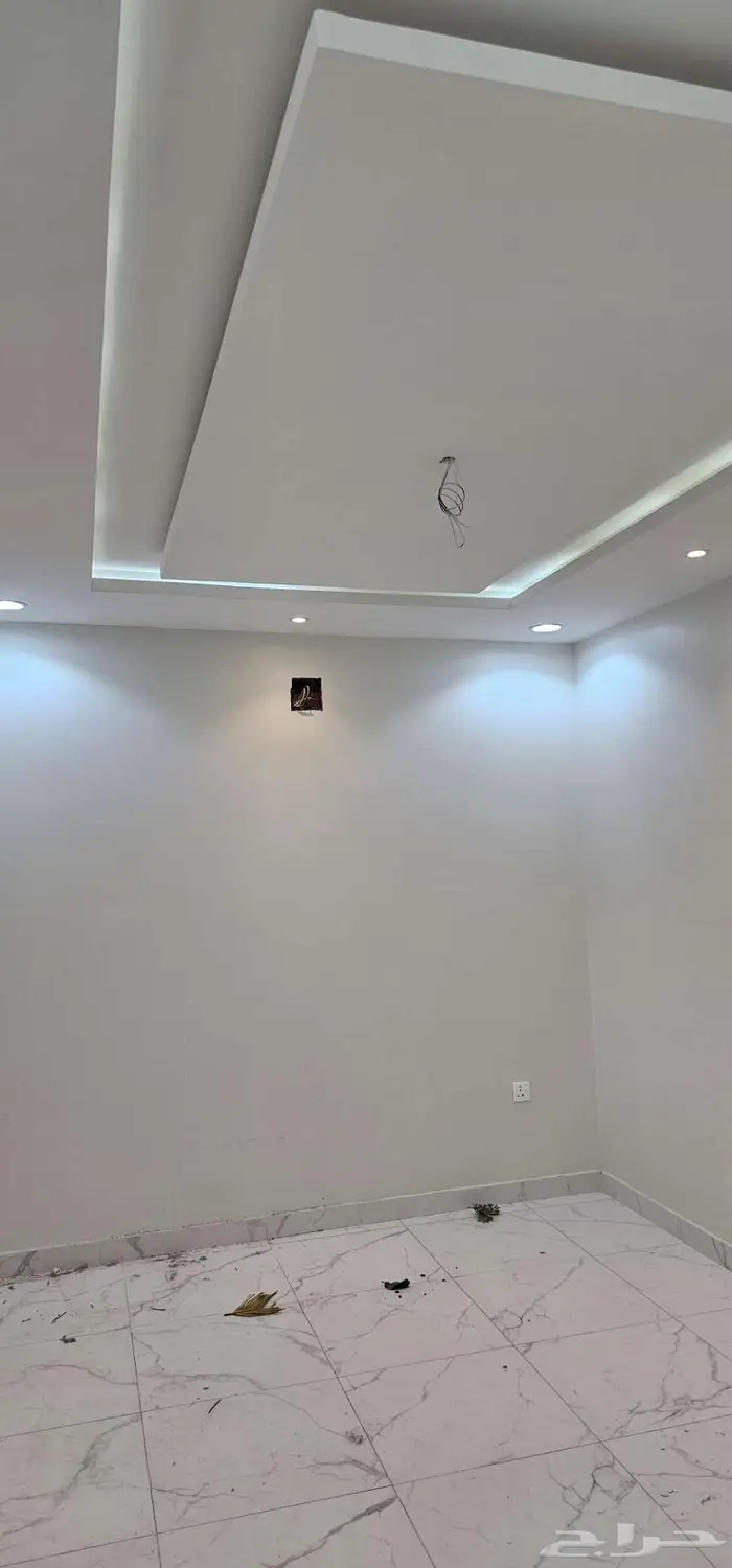 شقه للإيجار في السويدي الغربي 0