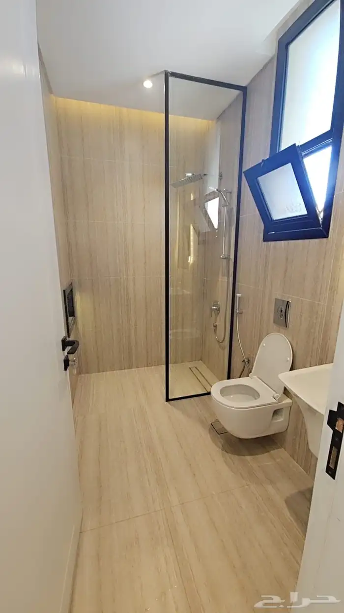 للايجار شقة بحي الرمال (الخنيني) مشروع الرمز غرفتين وصالة 2