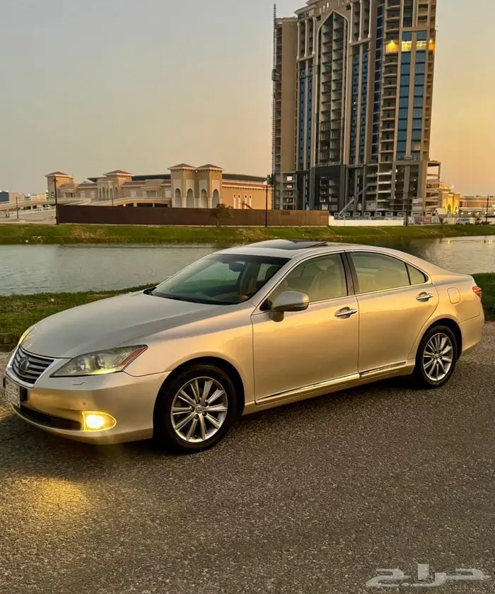 لكزس ED موديل 2010 نظيف . 1