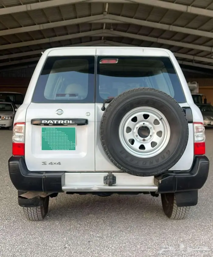 نيسان باترول قير عادي 2004 8