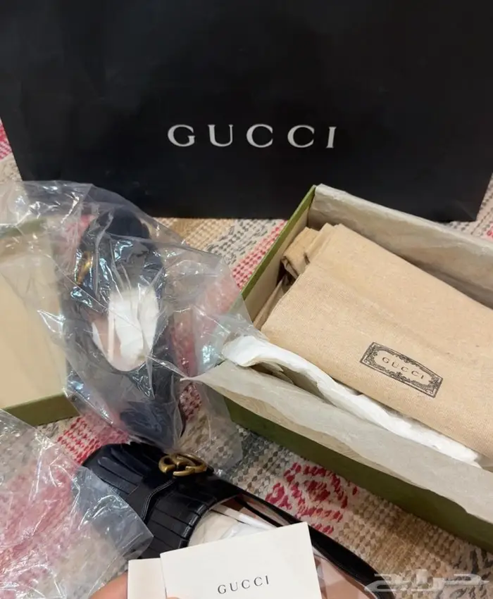 حذاء قوتشي أصلي جديد مقاس 40 3