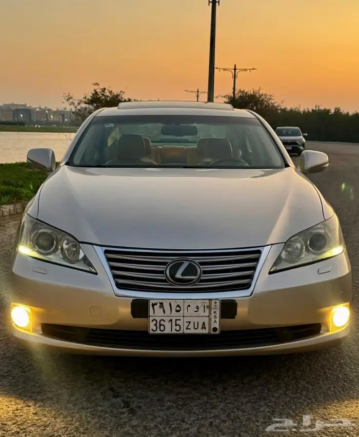 لكزس ED موديل 2010 نظيف . 2