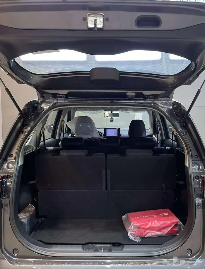 تويوتا فيلوز GLX بنزين 2025 اقساط بنوك 9