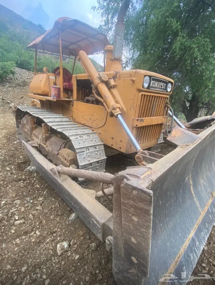 بلدوزر 65 للبيع 1