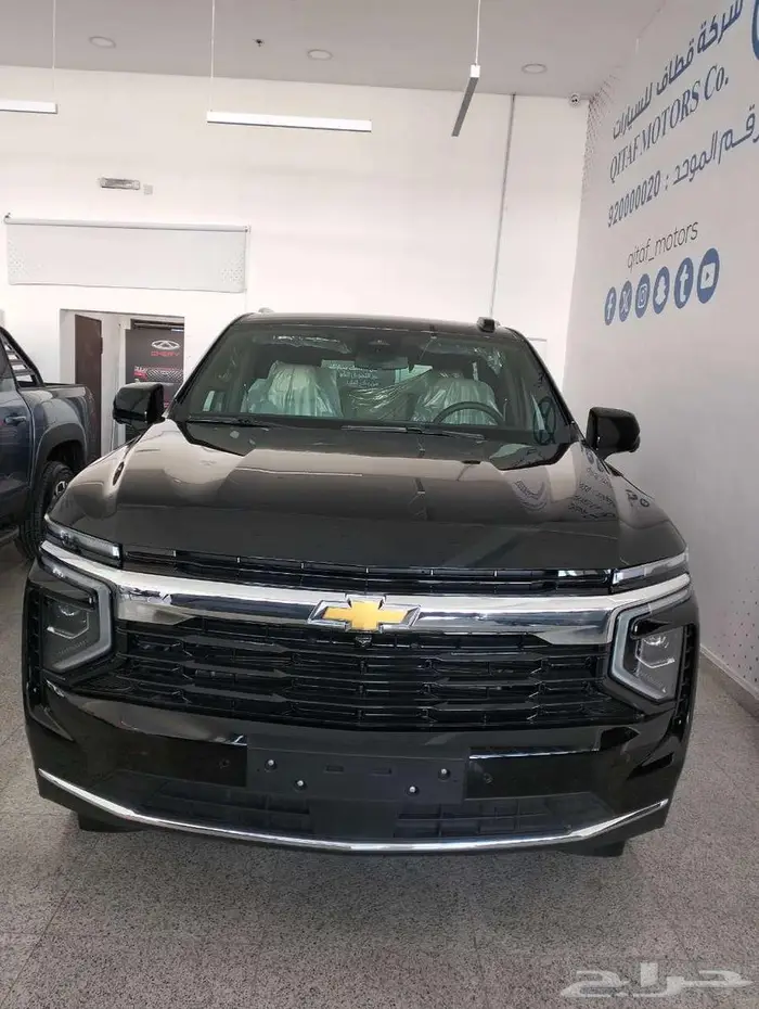 شيفرولية تاهو LS بدون دبل 2025 متوفره الشعار الذهبي والاسود 0
