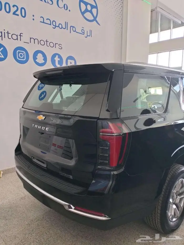 شيفرولية تاهو LS بدون دبل 2025 متوفره الشعار الذهبي والاسود 14