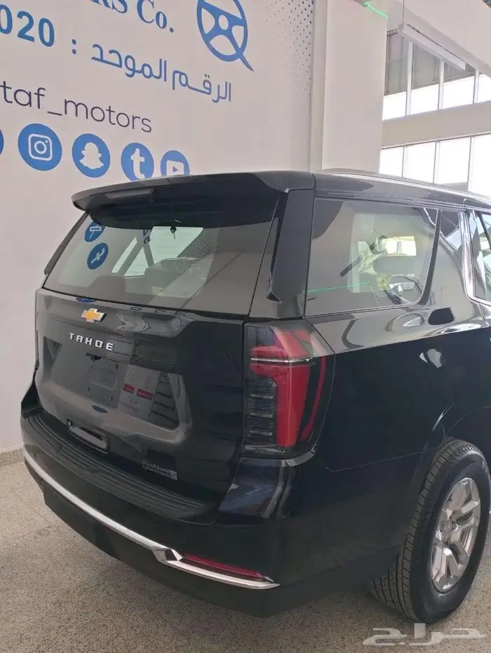 شيفرولية تاهو LS بدون دبل 2025 متوفره الشعار الذهبي والاسود 15