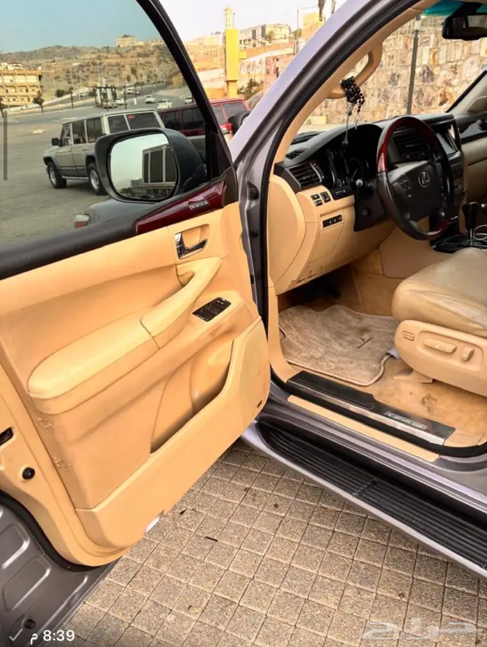 لكزس LX 570 9