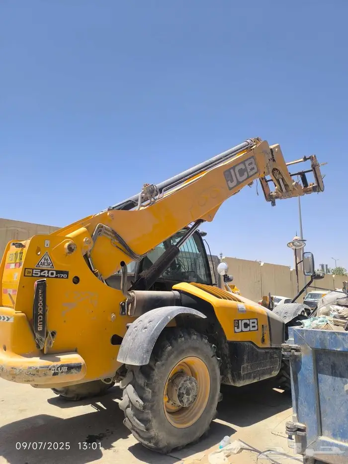 رافعه forklift شوكية فركلفت 2طن 3طن 7طن ايجار 5