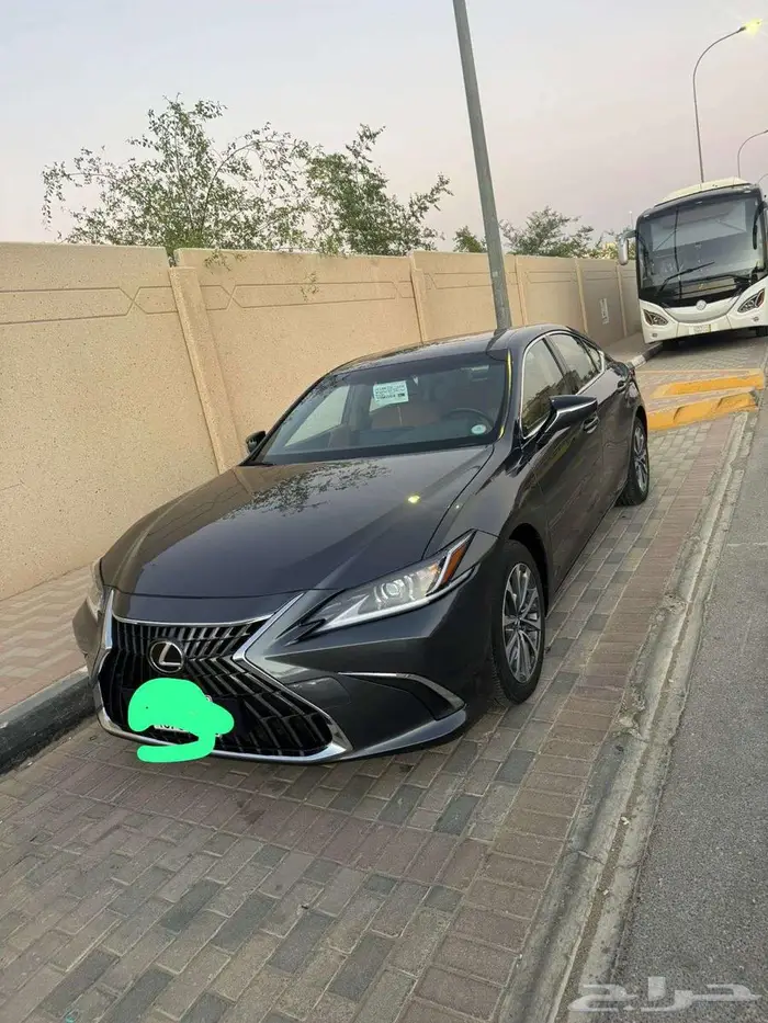 لكزس ES300h هايبر 4 سرندل 6