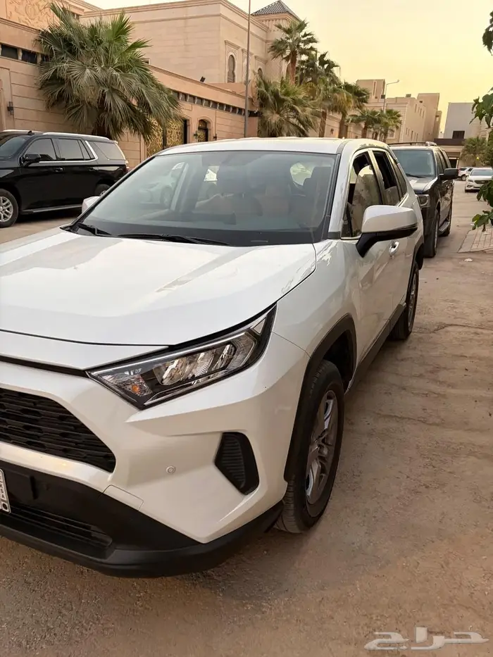 تويوتا راف فور2024 0