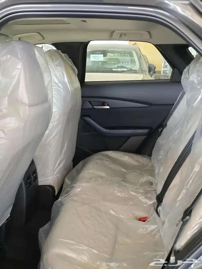 مازدا CX30 نص فل فتحة سقف سعودي موديل 2026 7