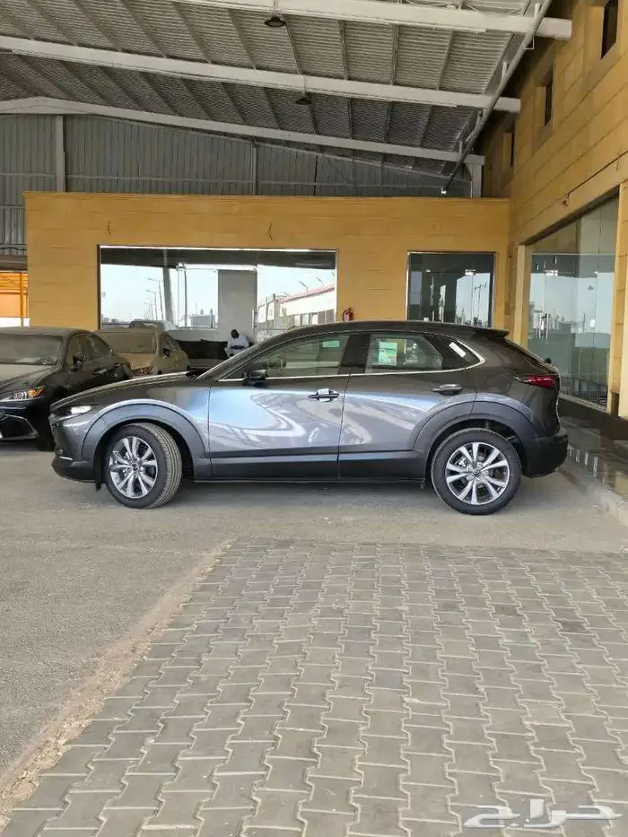 مازدا CX30 نص فل فتحة سقف سعودي موديل 2026 1