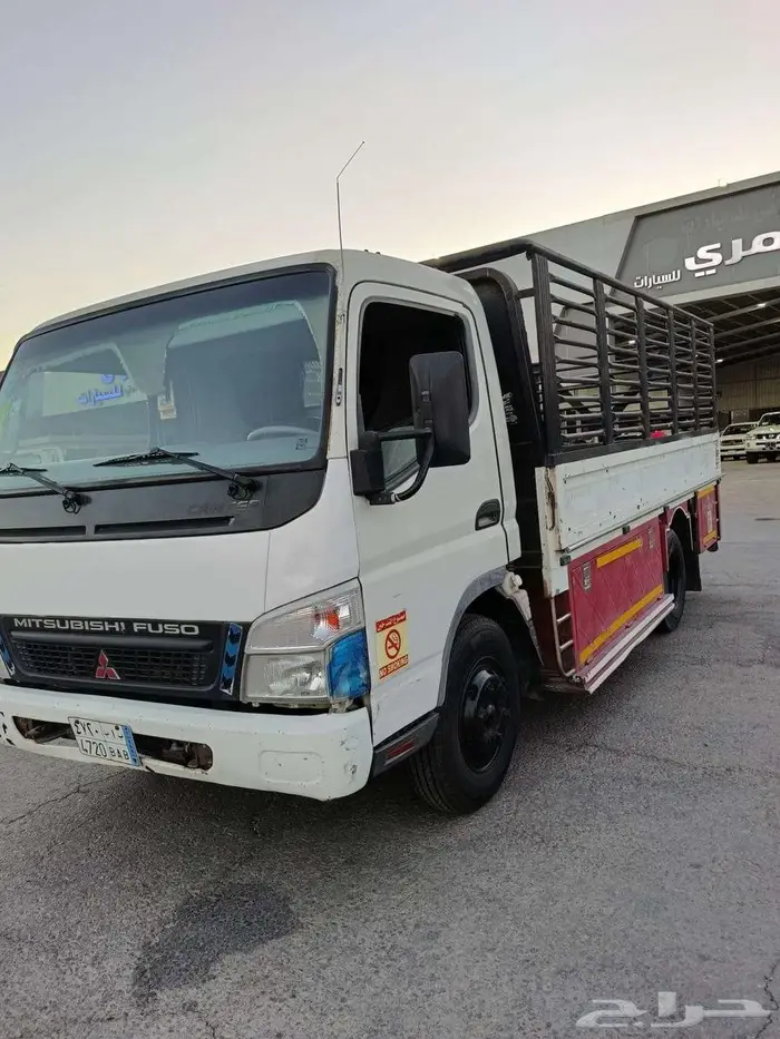 متسوبيشي دينة 2014 1