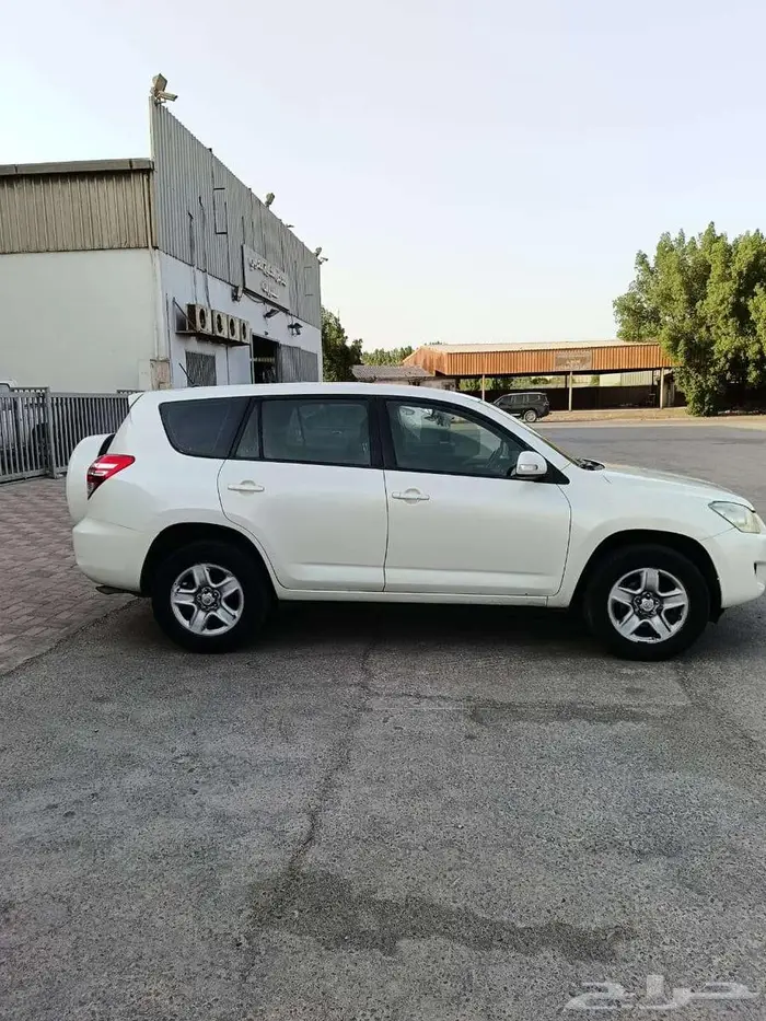 تويوتا راف فور 2012 4