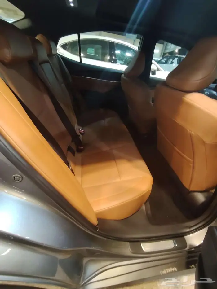 كامري جراندي تيتانيوم مستعملة موديل 2025 17