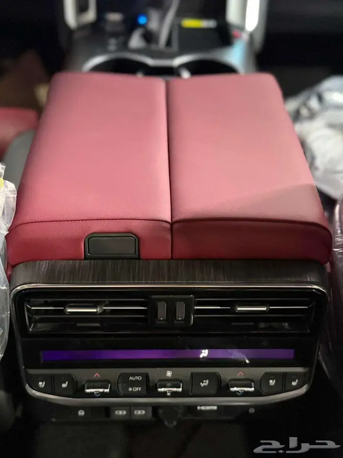 تويوتا لاندكروزر GR بنزين 2025 11