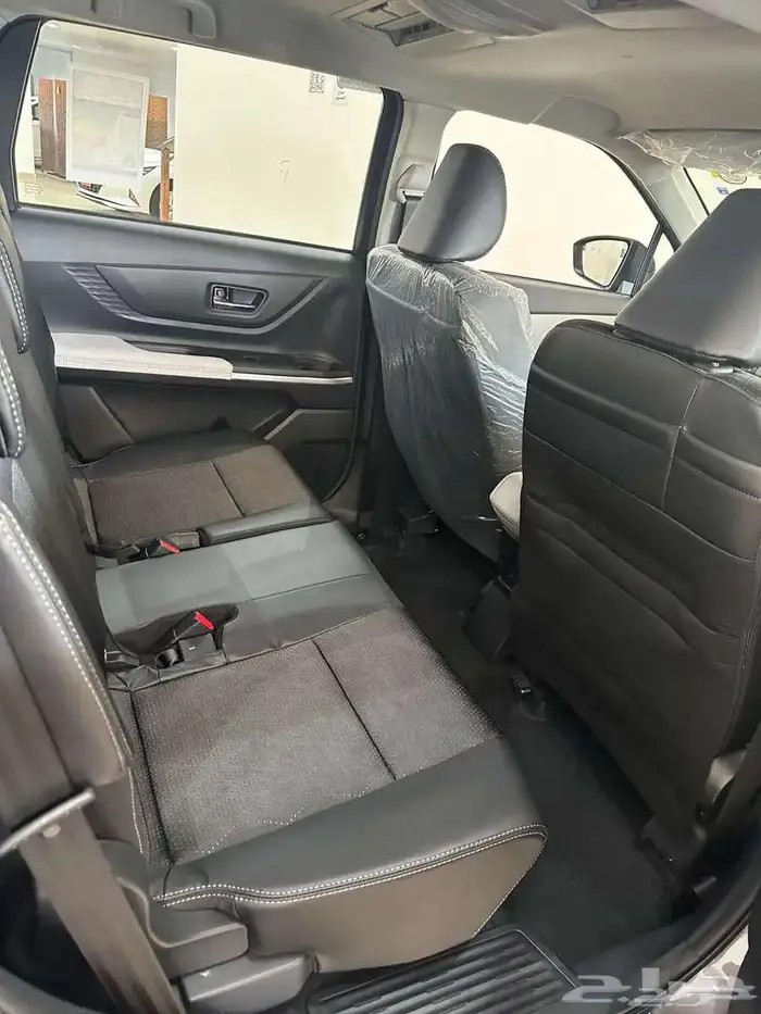 تويوتا فيلوز موديل 2025 7 راكب 8