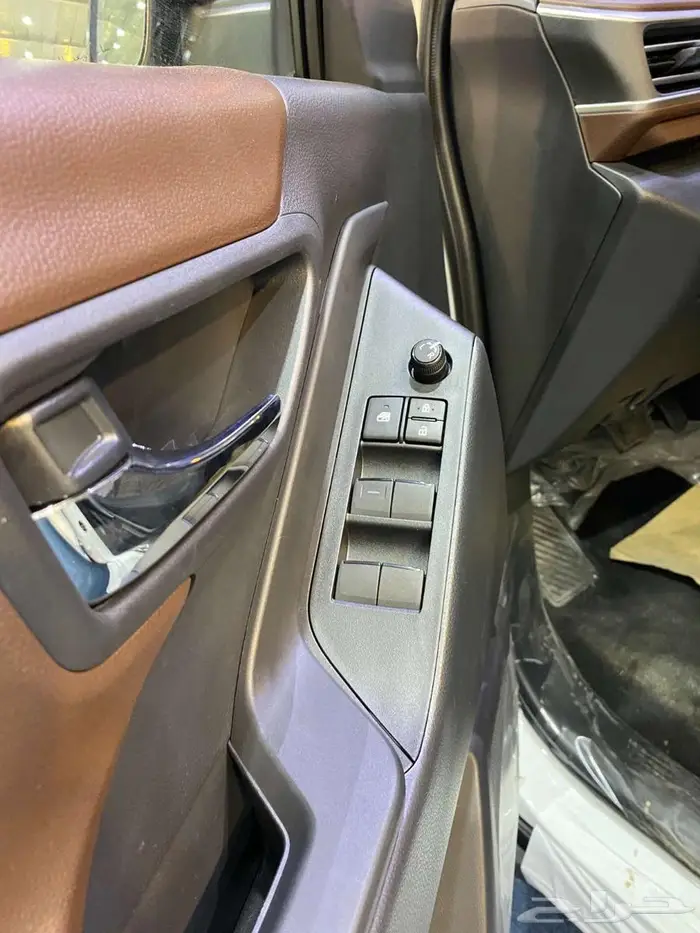 تويوتا انوفا GL 2.0 بنزين 2025 كاش واقل ربح للاقساط 10