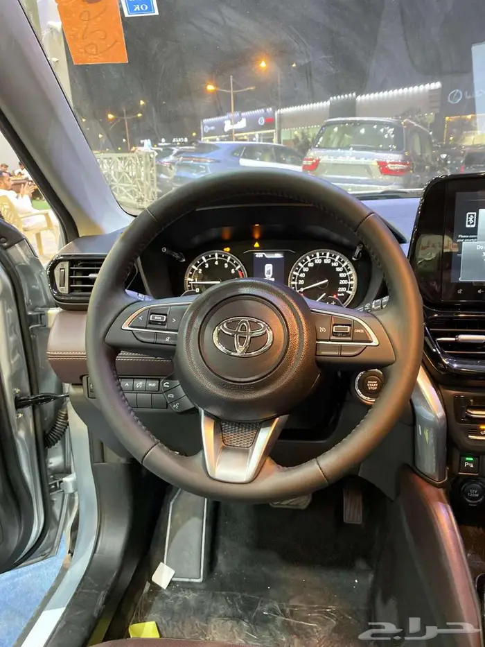 تويوتا اوربان كروزر فل كامل 2026 عروض الاقساط 11