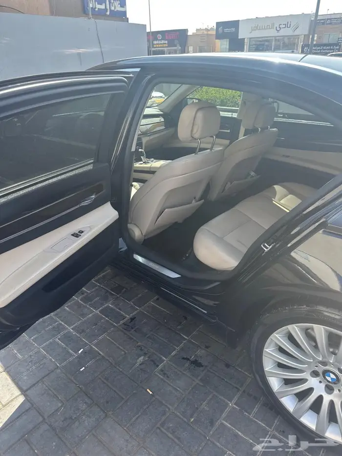 بي ام دبليو نظيفه جدا 5