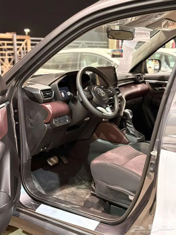 تويوتا اوربان كروز 2026 استاندر 6