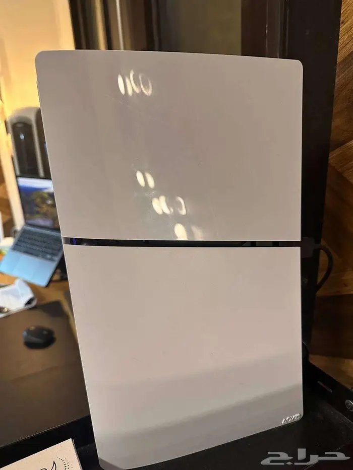 سوني 5 مع يدين 3