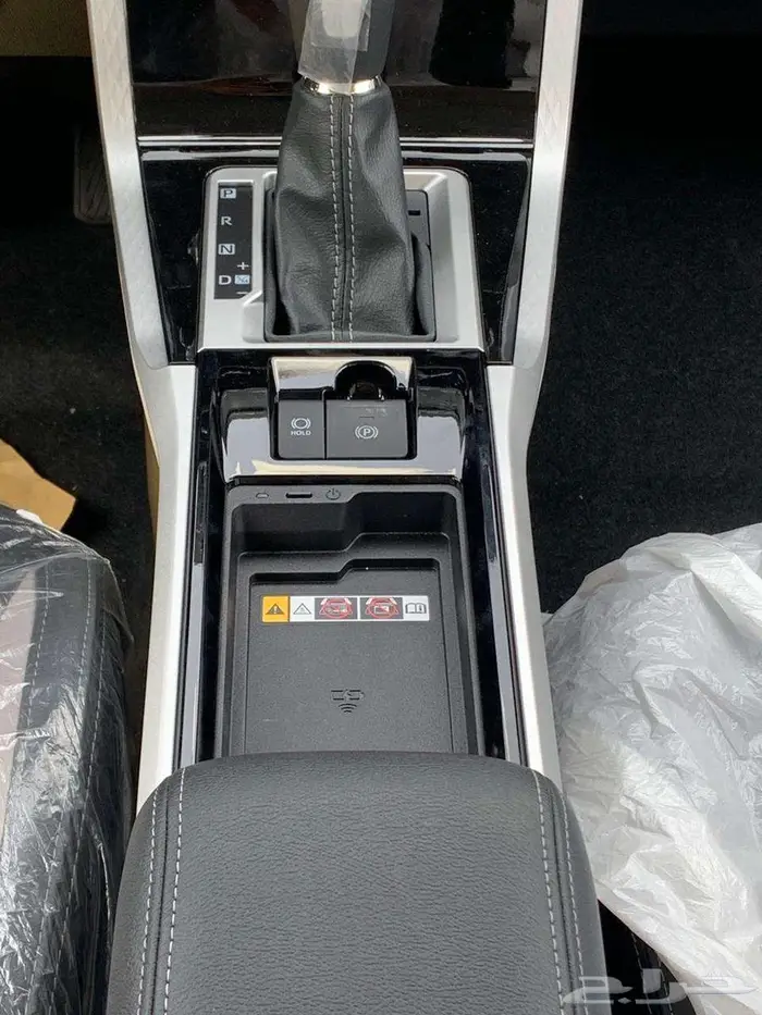 تويوتا فيلوز GLX بنزين 2025 8