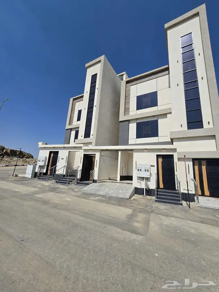 للبيع دور أرضي 6غرف حوش ومدخل سياره550 ألف أبهاالمحالة قرطبة 2