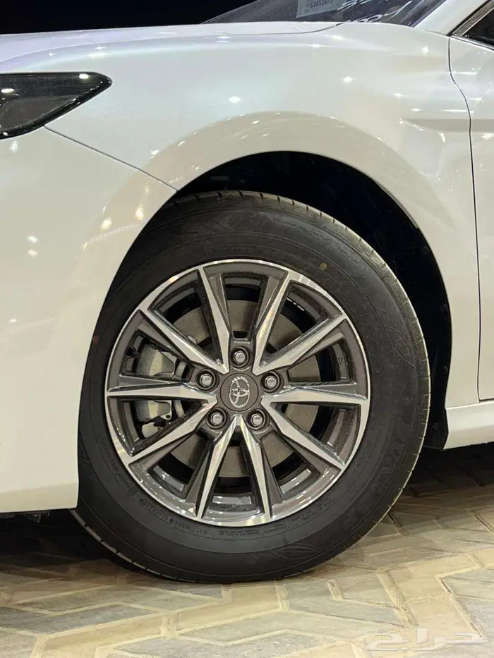 تويوتا كامري E بنزين ستاندر 3