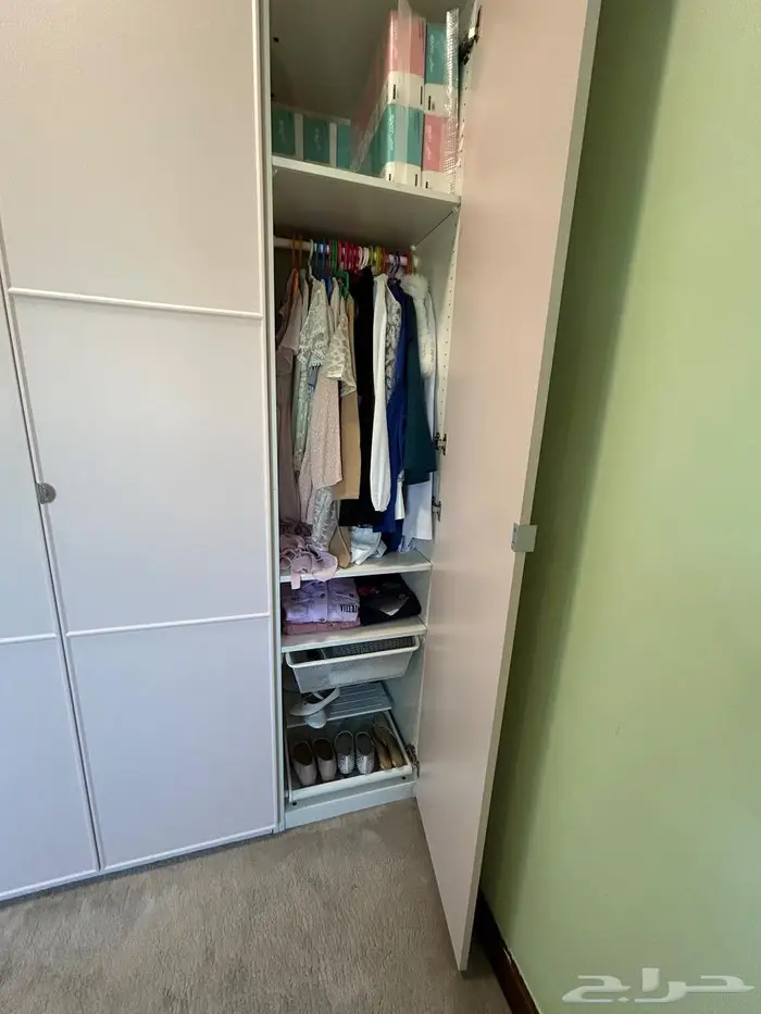 دولاب من ايكيا 1